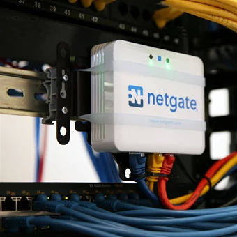 Netgate 1100 DIN Rail Mount Kit - Image 4
